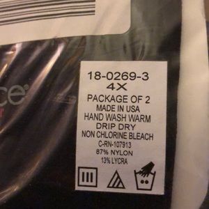 2pairs of black tights